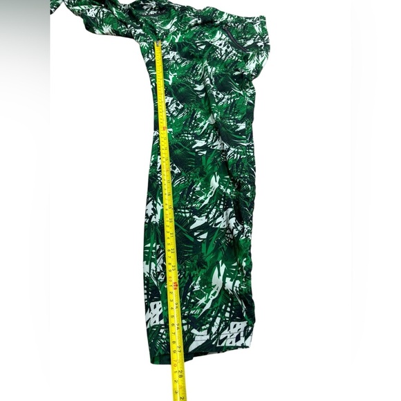 ATHLETA Aspire Palm Print Rushed Ankle Travel Joggers Pants Size 4 - Picture 8 of 12